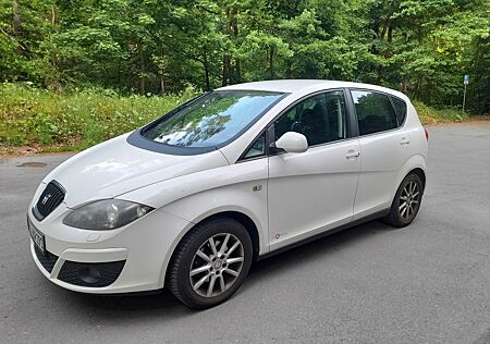 Seat Altea 1.6 TDI Style Copa DSG Navi Klima Tüv neu