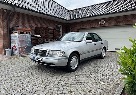 Mercedes-Benz C 180 ELEGANCE H-Kennzeichen Oldtimer