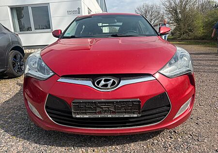 Hyundai Veloster Style