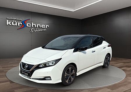 Nissan Leaf 40 kWh Tekna -Zweifarbenlackierung