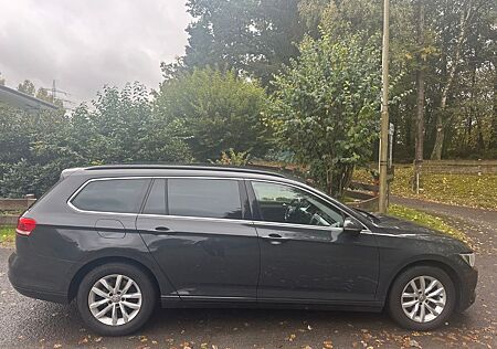 VW Passat Variant Volkswagen Comfortline 2.0 TDi, 1-Hand