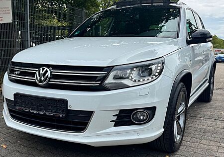 VW Tiguan Volkswagen Automatik Panorama 4Motion Standheizung LED Navi