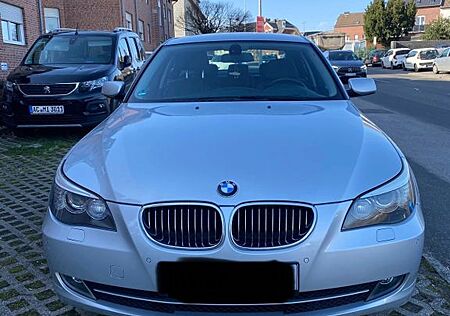 BMW 530i Edition Exclusive Edition Head-Up-Display
