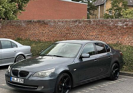 BMW 525d - LCI Tüv Neu