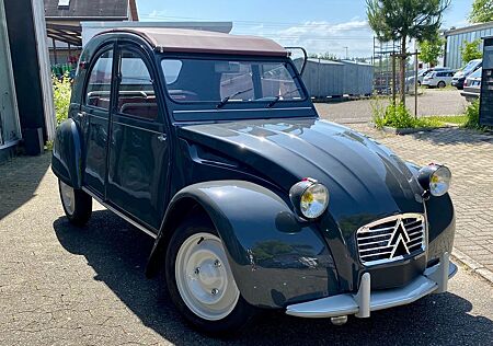 Citroën 2 CV H-Zulassung, Restauriert