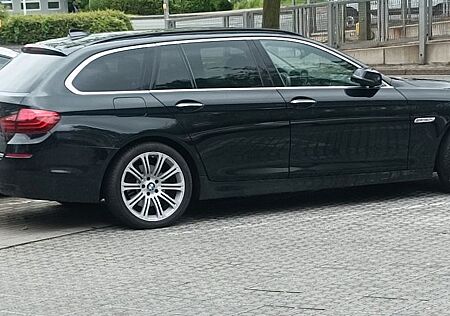 BMW 520i Touring Luxury Line Facelift