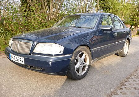Mercedes-Benz C 180 Automatik Voll Leder