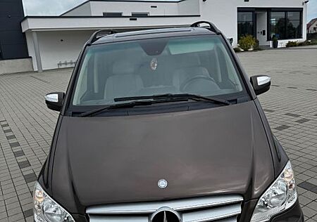 Mercedes-Benz Viano 2.2 CDI 4MATIC AMBIENTE kompakt AMBIENTER
