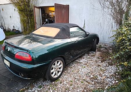 MG MGF 1.8i -