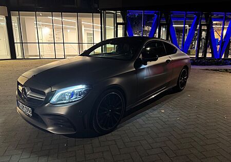 Mercedes-Benz C 43 AMG 4MATIC mit AMG Performance Abgasanlage