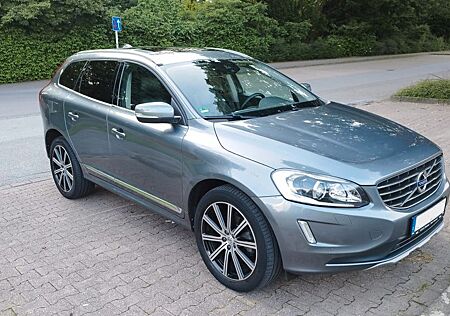 Volvo XC 60 XC60 D5 AWD Automatik Panorama