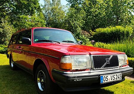 Volvo 245
