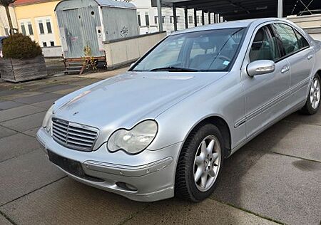 Mercedes-Benz C 240 Elegance W203 Anhängerkupplung