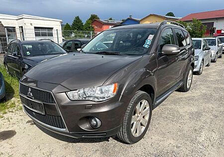 Mitsubishi Outlander 2.0 MIVEC 2WD