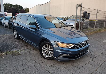 VW Passat Variant Volkswagen 2.0TDI**R-Line*DSG*Navi*Pdc*SH**