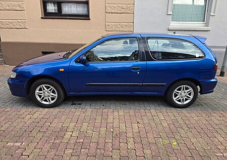 Nissan Almera 1.4 Magic Magic TÜV/AU 2027