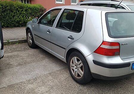 VW Golf Volkswagen 1.9TDI 74kW 4motion Trendline Trendline