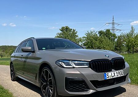 BMW 530d xDrive M-Sport*Garantie*AHK*StHz*8-fach*360