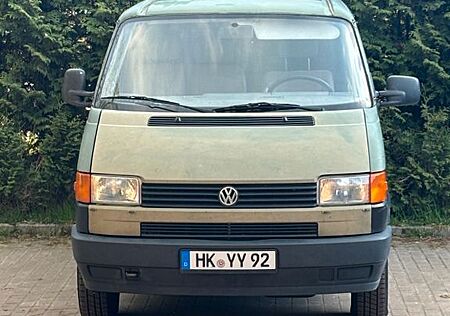 VW T4 Volkswagen Transporter Bundeswehr *durchgeschweißt*
