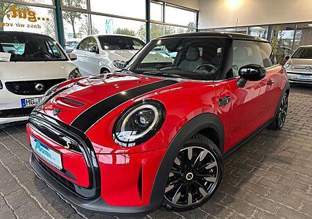 Mini Cooper SE Classic Trim Navi-LED-2.Hand