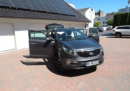 Kia Sportage 2.0 CRDi AWD 184 Platinum Edition P...