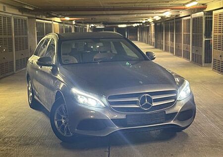 Mercedes-Benz C 200 BlueTEC T -