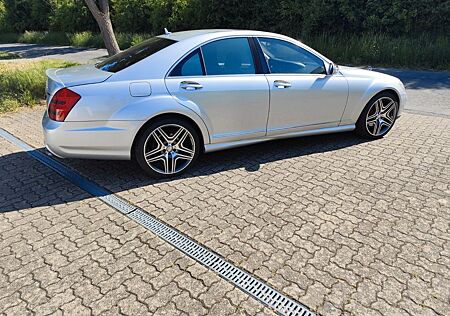 Mercedes-Benz S 350 -