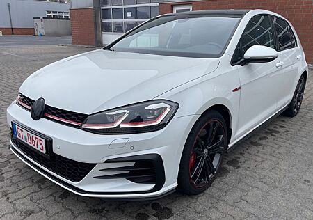 VW Golf Volkswagen VII Lim. GTI Performance BMT/Start-Stopp