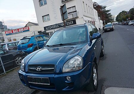 Hyundai Tucson Tucson2.0 GLS*105TKM*2-HAND*4WD*ANHÄNGERKUPPLUNG