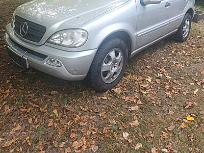 Mercedes-Benz ML 270