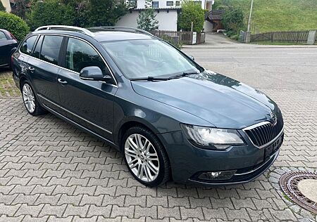 Skoda Superb Combi Elegance 4x4,Absolut Vollaustattung