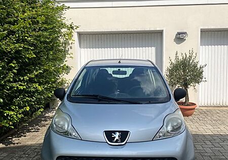 Peugeot 107 Filou 70 Filou | Auto