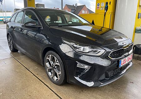 Kia Cee'd Sportswagon /Bi-LED/Kamera/Navi/AHK/1 Hand
