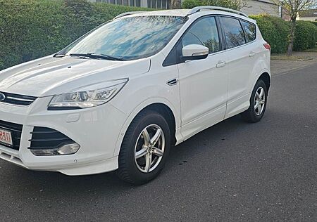 Ford Kuga Individual,EURO6, Top Zustand