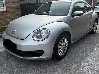 Volkswagen Beetle 1.2 TSI mit Panorama-Schiebedach
