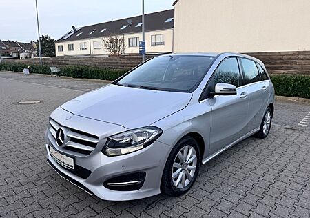 Mercedes-Benz B 180 Navi SHZ Klima PDC Alus TÜV
