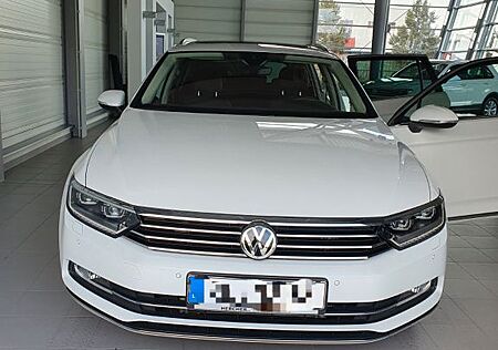 VW Passat Variant Volkswagen 2.0 TDI DSG Highline Standheizung