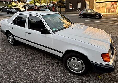 Mercedes-Benz 230 230E Type 124