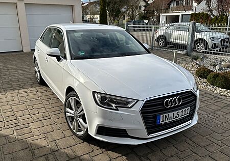 Audi A3 30 TFSI Sportback -