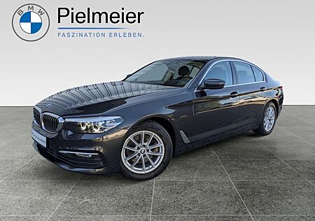 BMW 520i Limousine Head-Up AHK HiFi Navi ACC