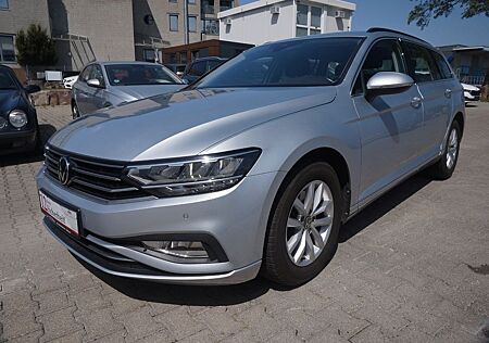 VW Passat Variant Volkswagen Passat VR.Busin.AUT*AHK*NAV*SHZ*ACC*LED*CAM*SPUR