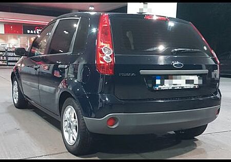 Ford Fiesta 1,4 / TÜV 08/25 / 80 PS / Fahrbereit