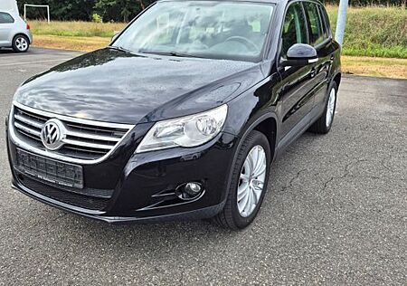 VW Tiguan Volkswagen 2.0 TDI 81kW BlueMot Tech Sport & Sty...