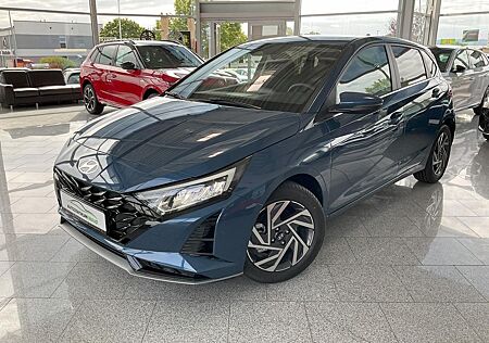 Hyundai i20 GO Plus Navi Rückfahrkamera LED Klimaautomat