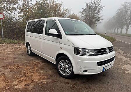 VW T5 Multivan Volkswagen Highline TSI