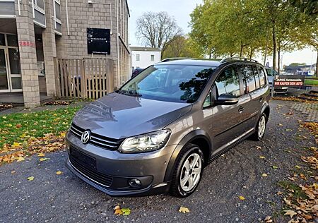 VW Touran Volkswagen CrossTouran