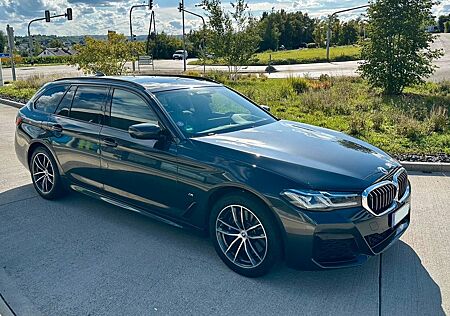 BMW 530i Touring A -M Paket*Laser*Top Ausstattung
