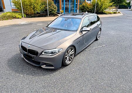 BMW M550d xDrive Touring A M