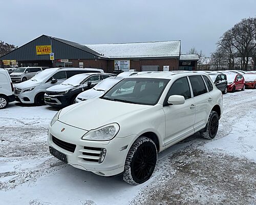 Porsche Cayenne3,0/Navi/Leder/PDC/Luftfahrwerk/Automatik