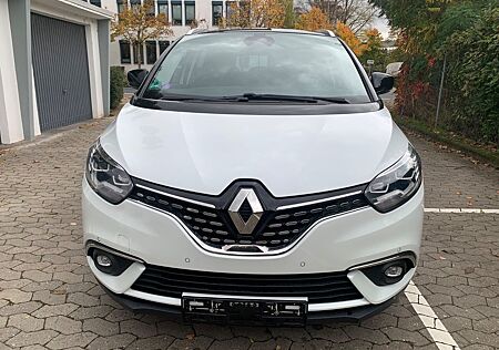 Renault Scenic IV Grand Initiale Paris